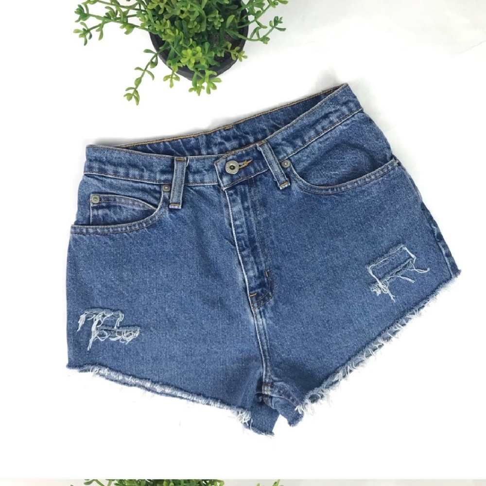 Vintage style cutoff shorts